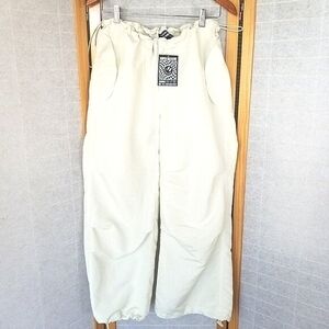 New Women's Slouchy Pants Baggies Super Massive Ivory Drawstring Size Large NWT